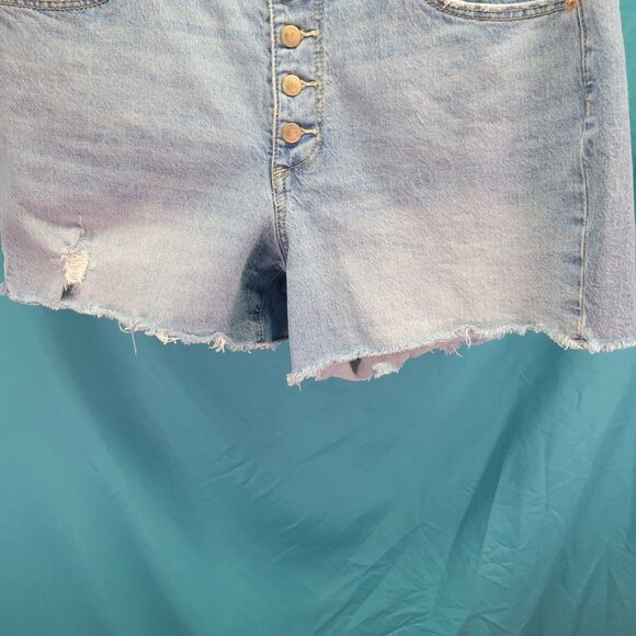 Universal Thread Vintage Midi High-Waist Button Fly Denim Shorts - Picture 3 of 8